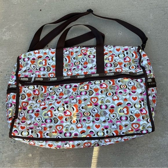 LeSportSac Hearts Everywhere Extra Large Weekender Duffel - Picture 7 of 14